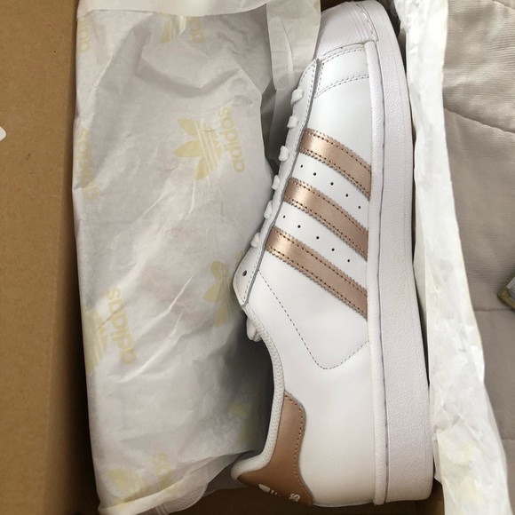 Adidas Superstar White/Rosegold - Picture 3 of 8